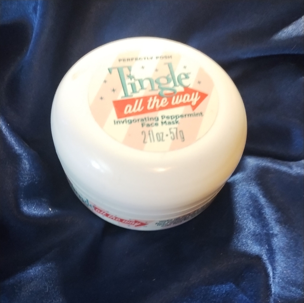 Perfectly Posh Tingle All The Way Invigorating Peppermint Face Mask New